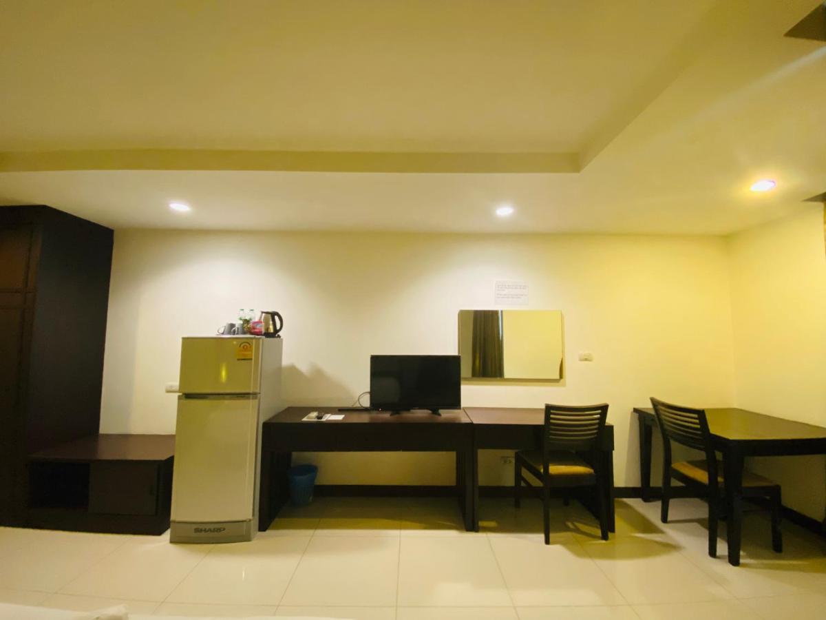 Tycoon Suite By Goad Avadhess Hospitality 1Km Walking Street Pattaya Beach Exterior photo